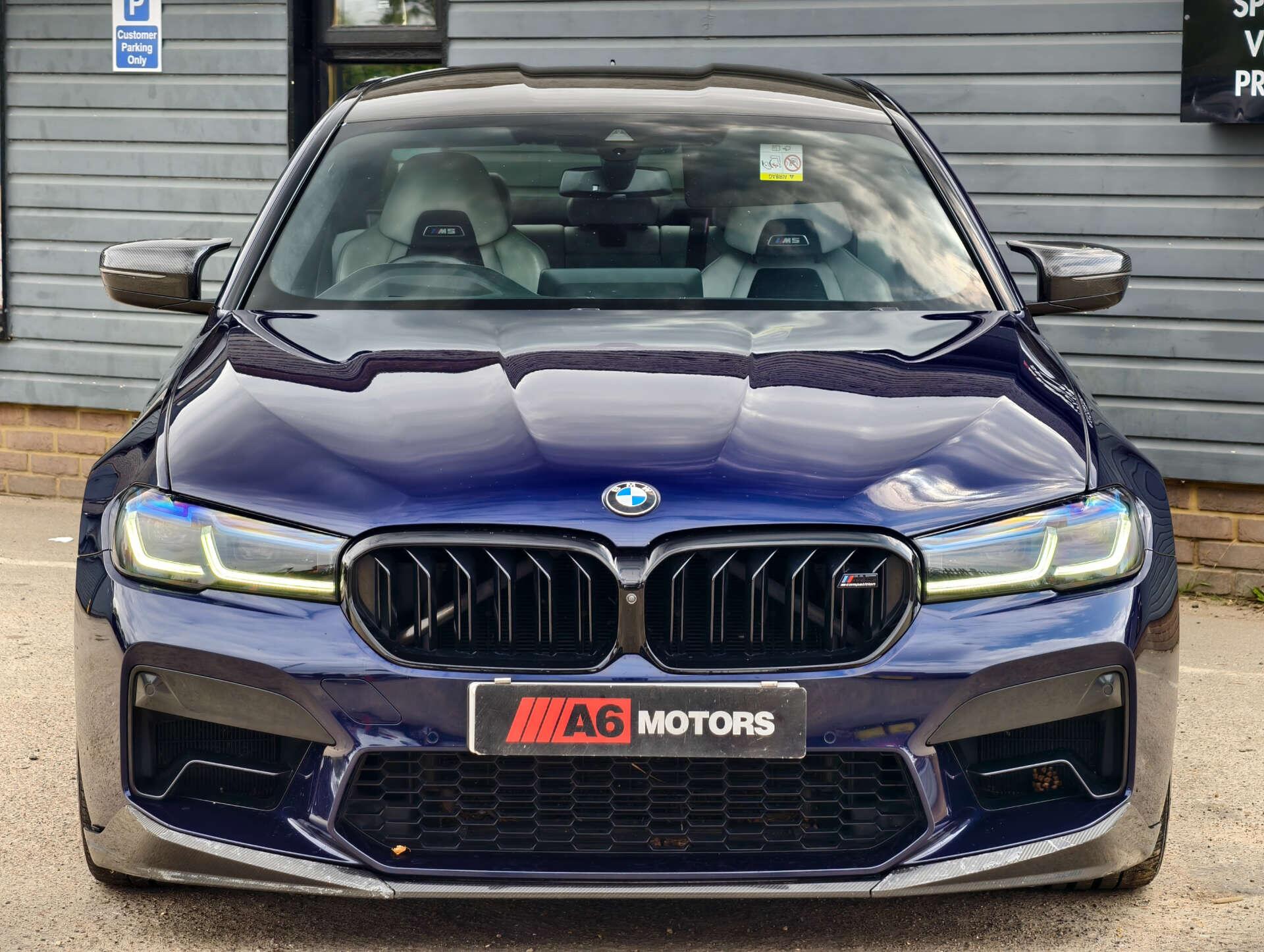 BMW M5 view 16