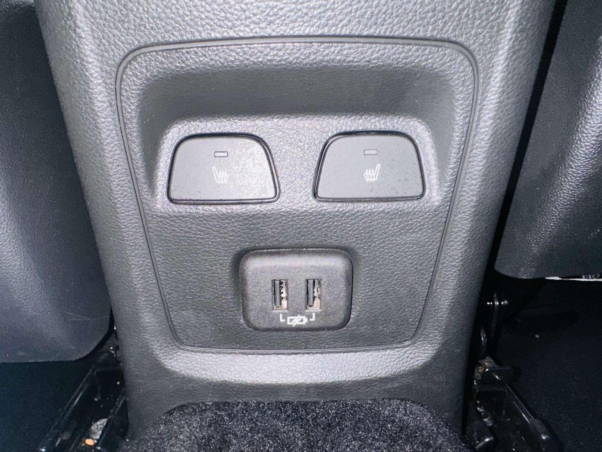 Vauxhall Astra view 24