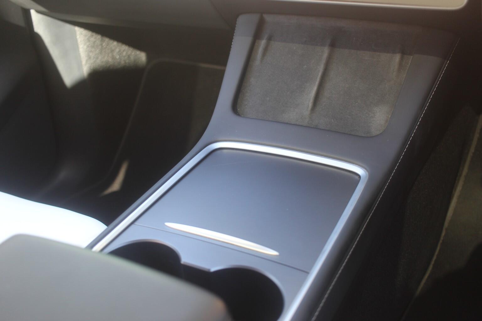 Tesla Model Y view 17