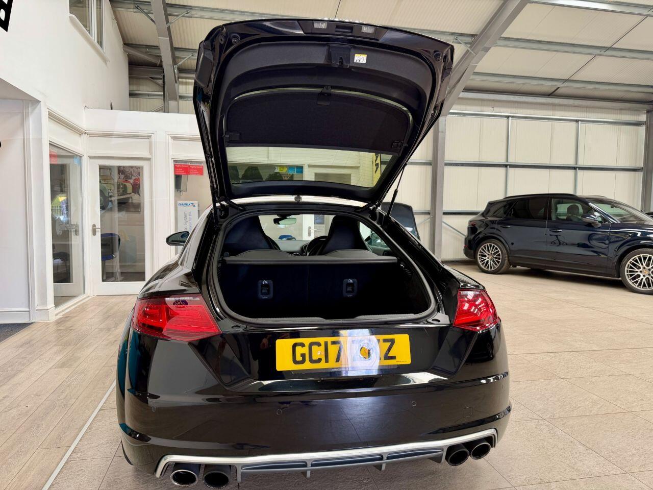 Audi TTS view 23