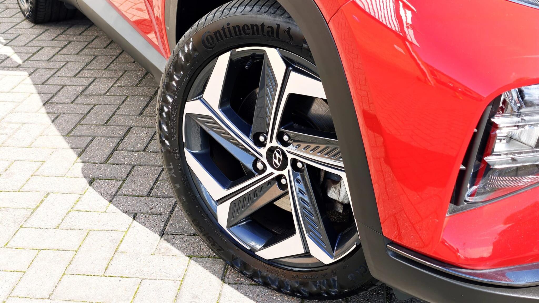 Hyundai Tucson view 9