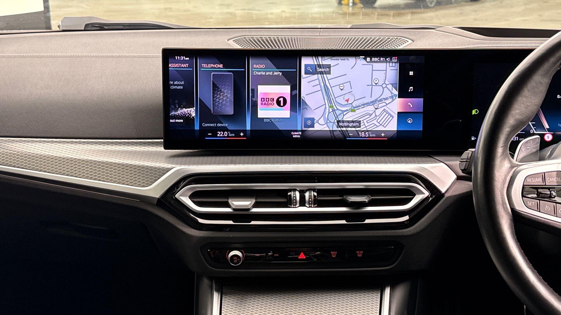 BMW 3 Series view 8