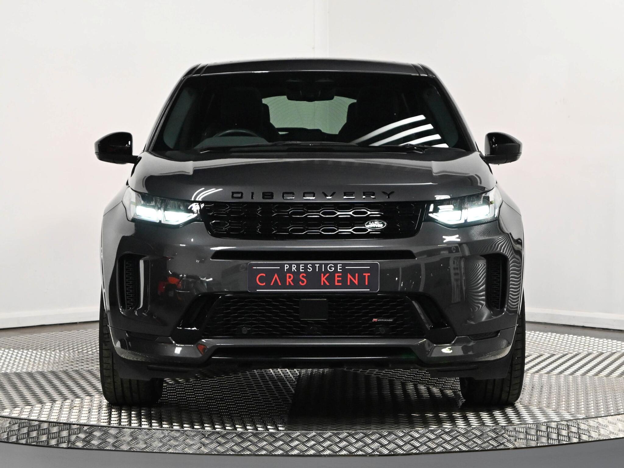 Land Rover Discovery Sport view 19