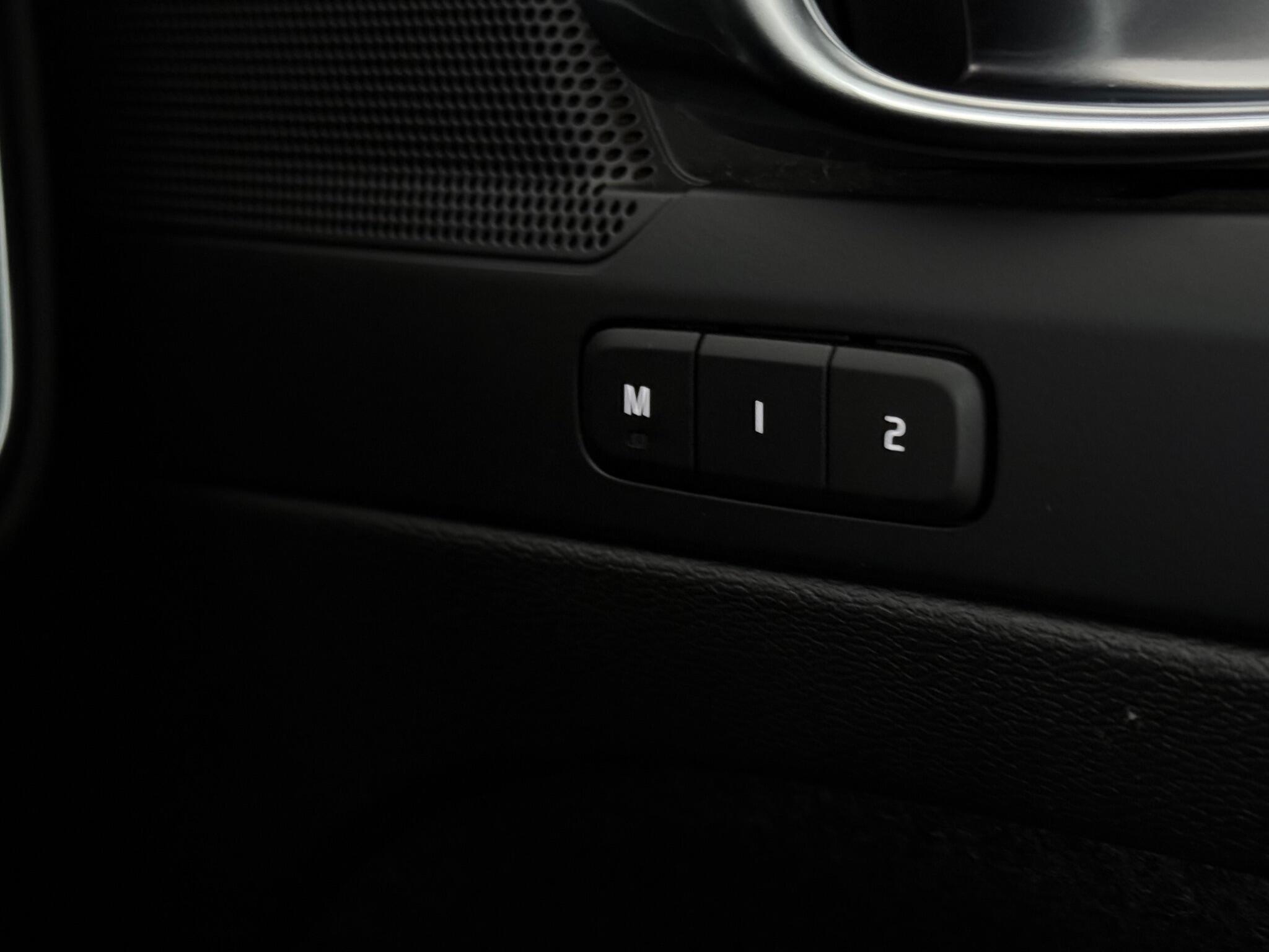 Volvo XC40 view 19