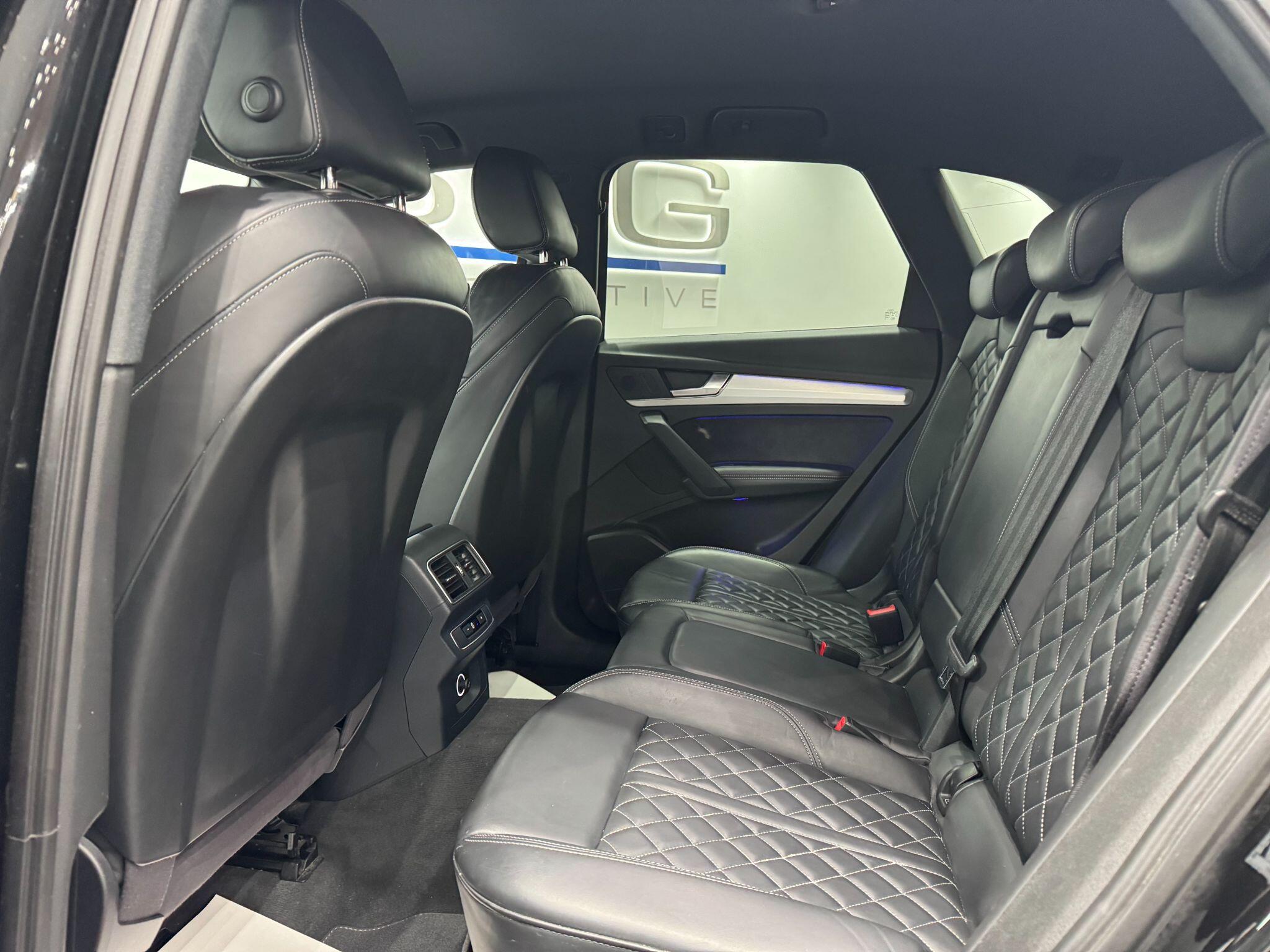 Audi SQ5 view 48