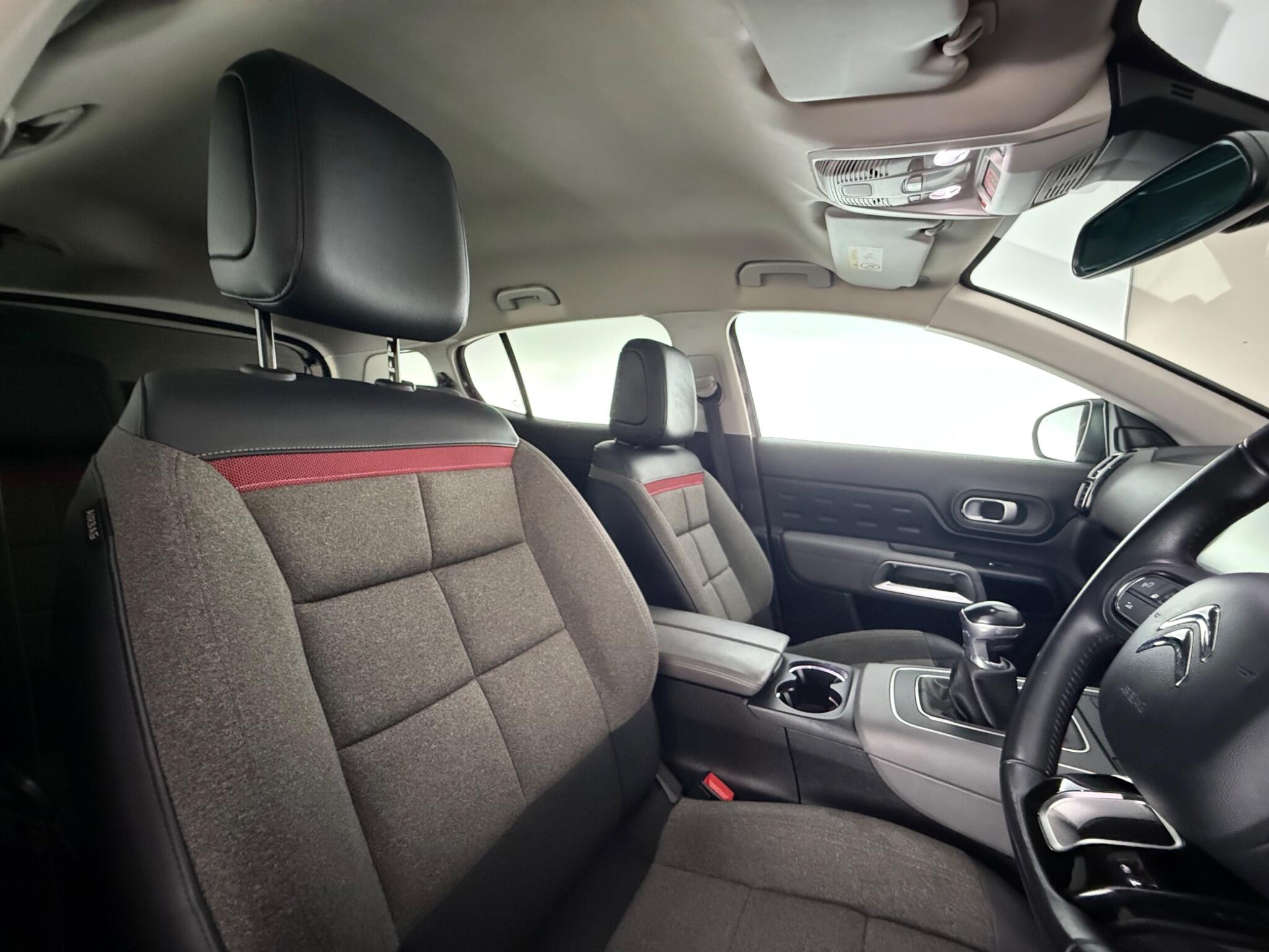 Citroen C5 Aircross view 8
