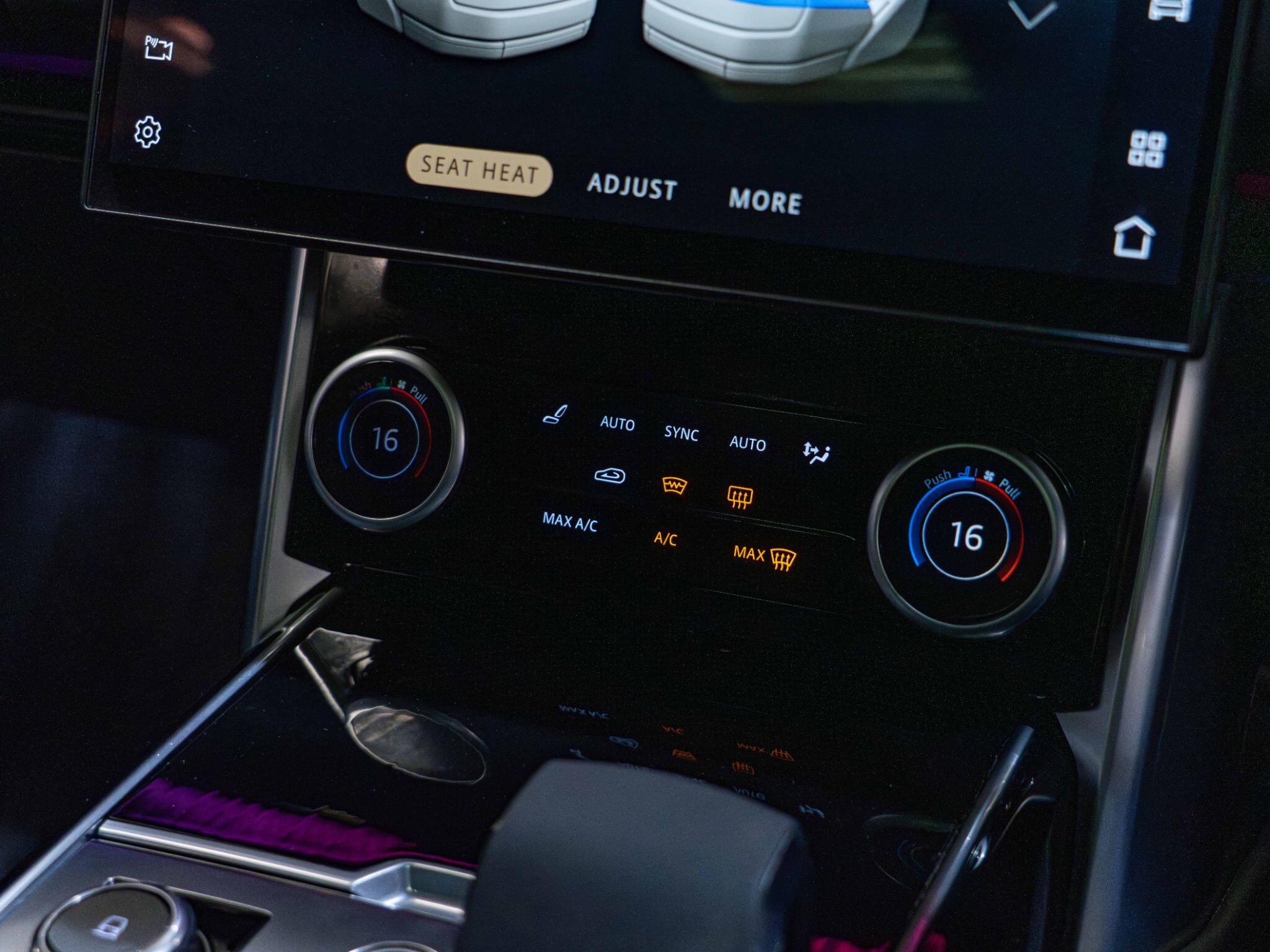 Land Rover Range Rover view 21