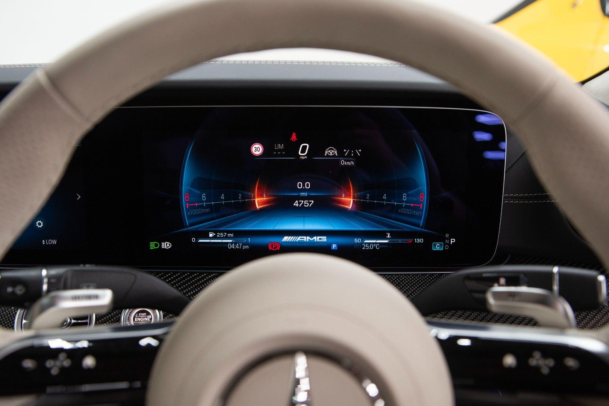 Mercedes-Benz Amg GT view 32