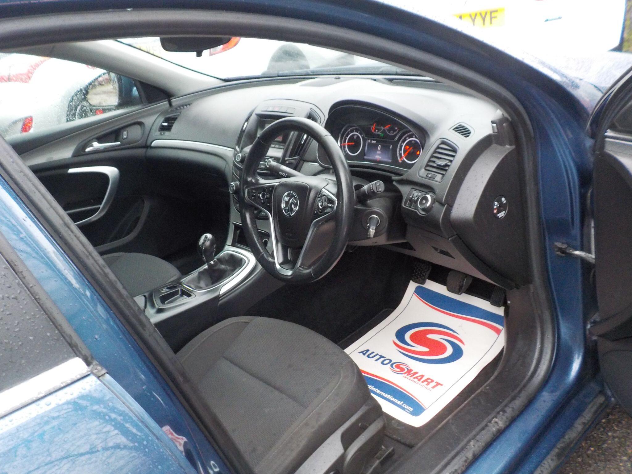 Vauxhall Insignia 1.6 CDTi ecoFLEX Design Euro 6 (s/s) 5dr