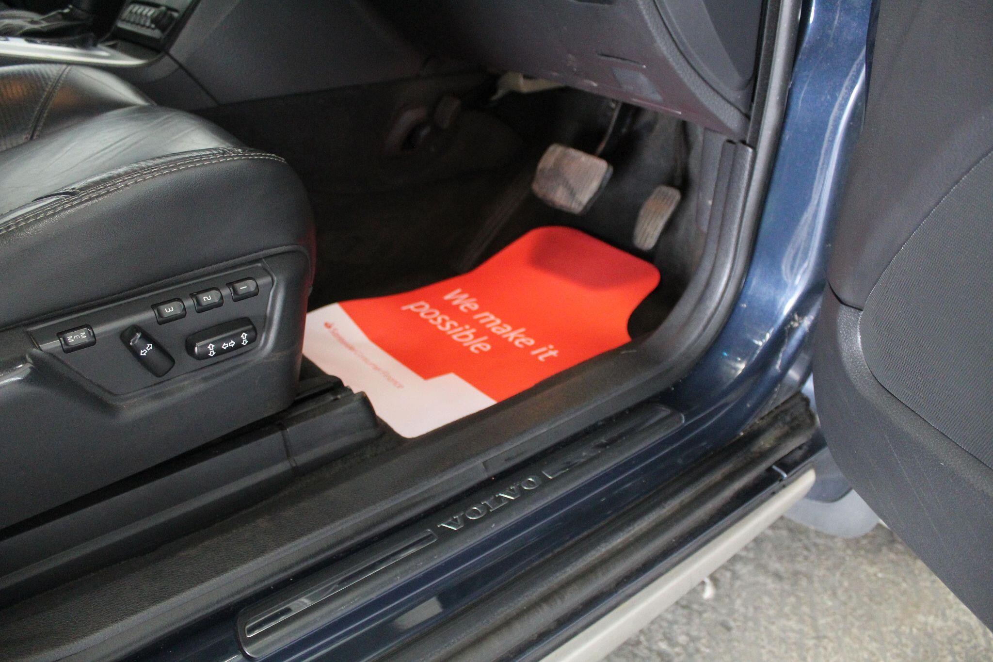Volvo XC90 view 45