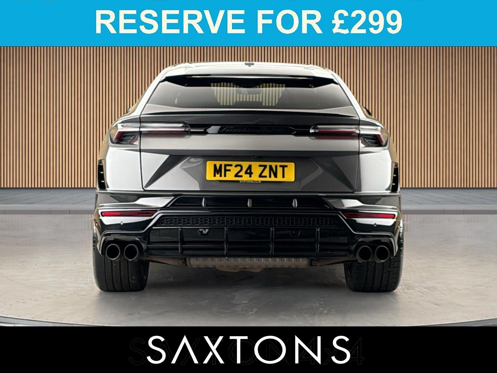 Lamborghini Urus view 4