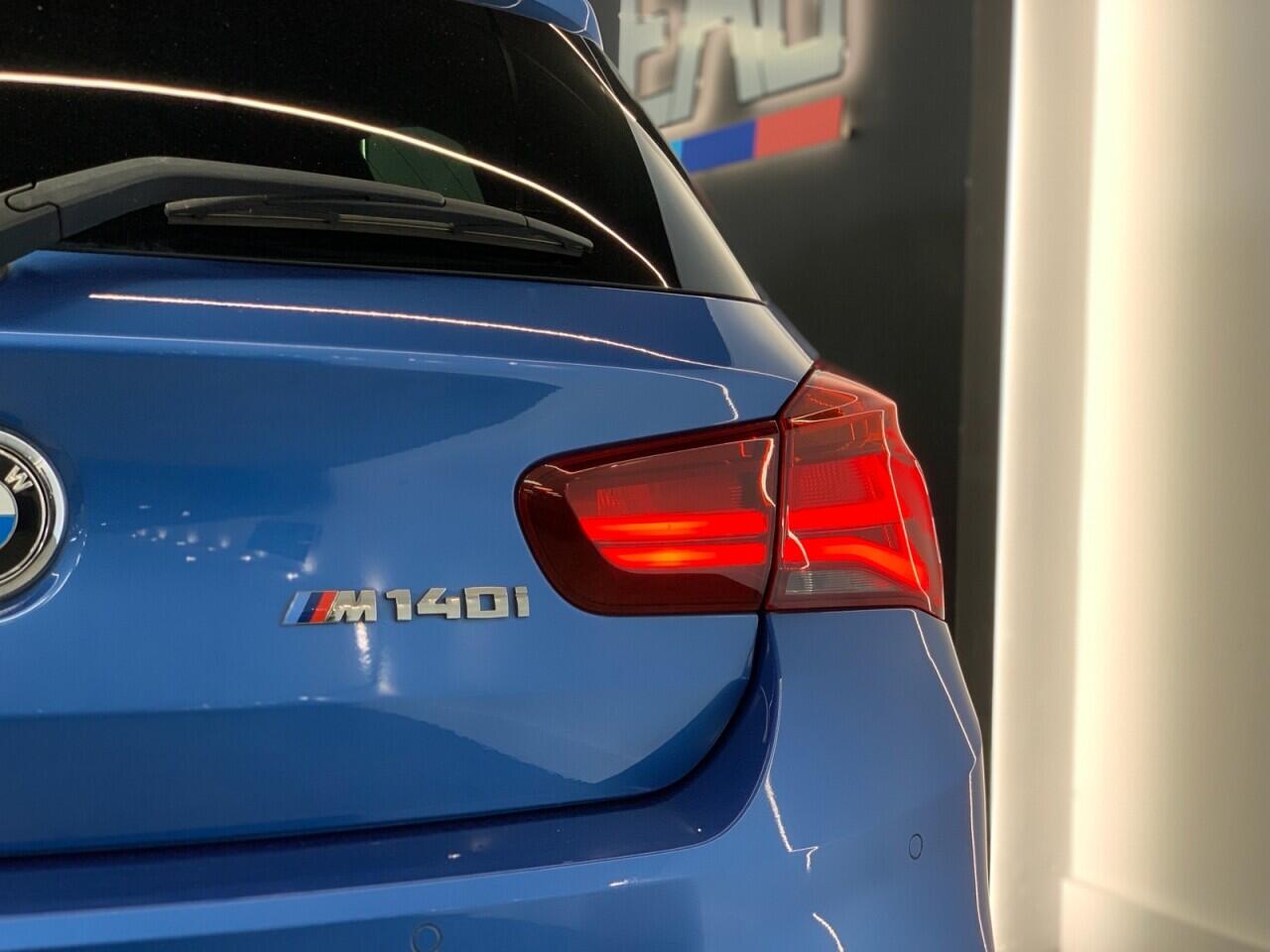 BMW 1 Series view 9
