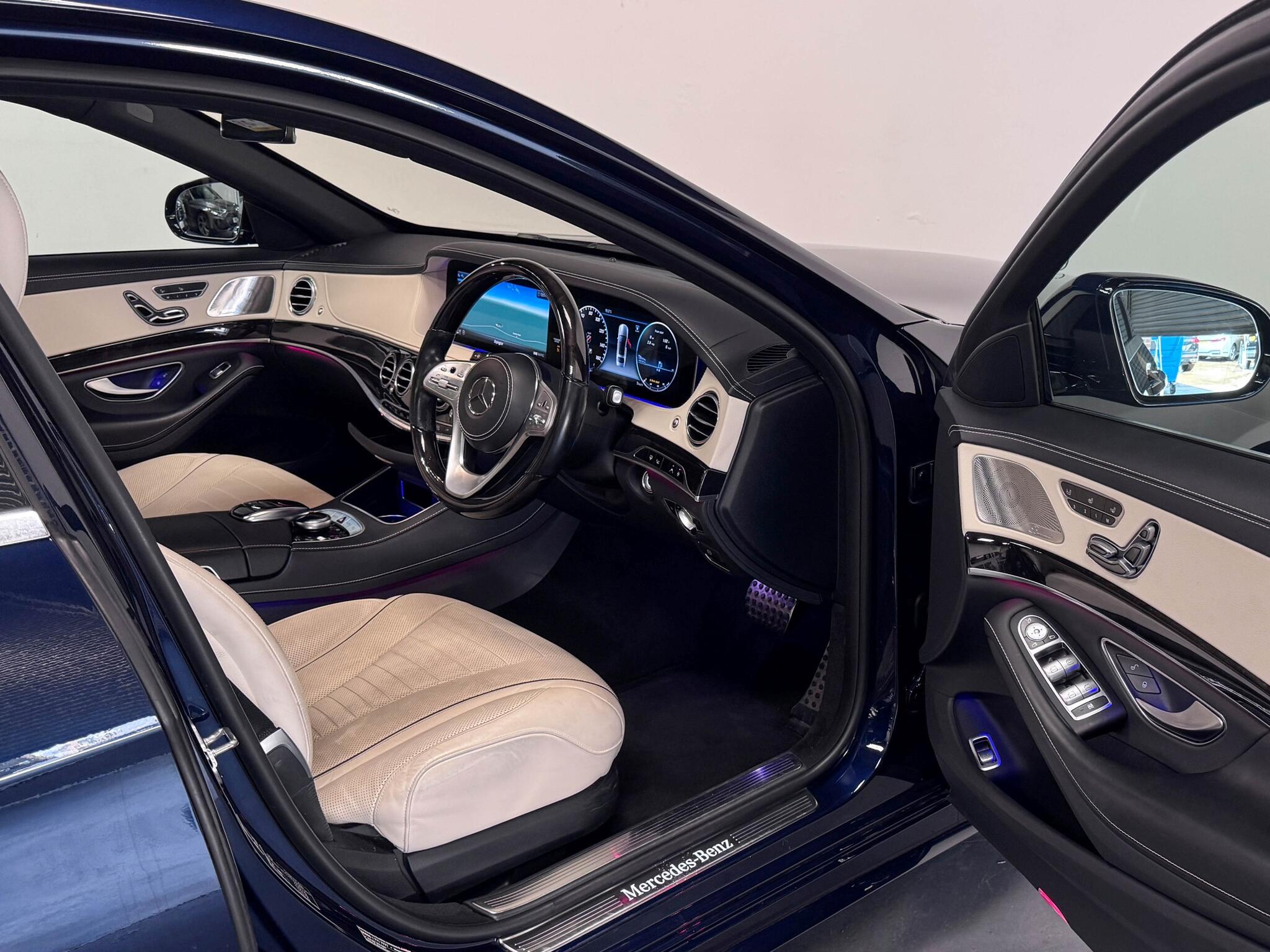 Mercedes-Benz S Class view 34