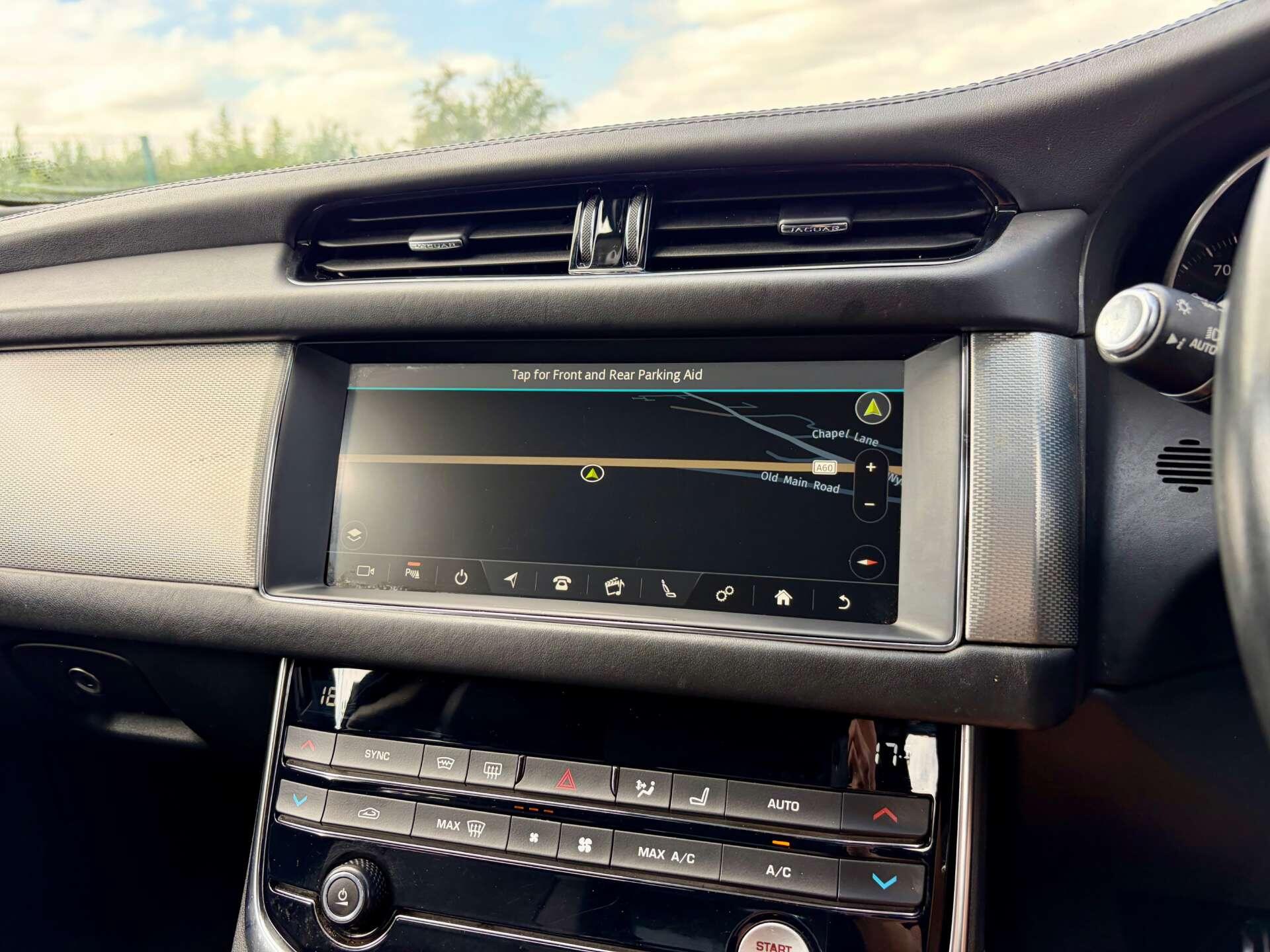 Jaguar XF view 48