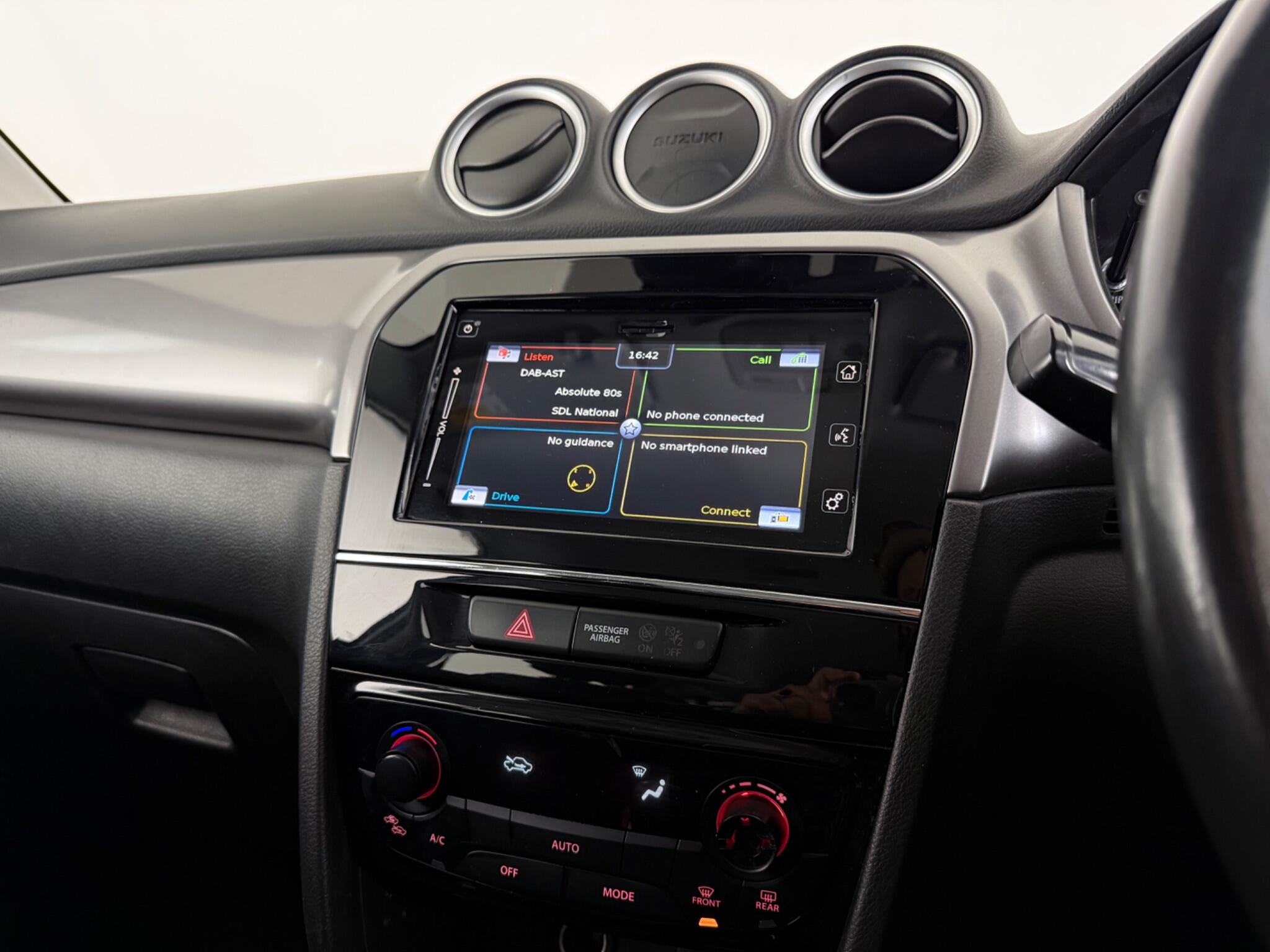 Suzuki Vitara view 33