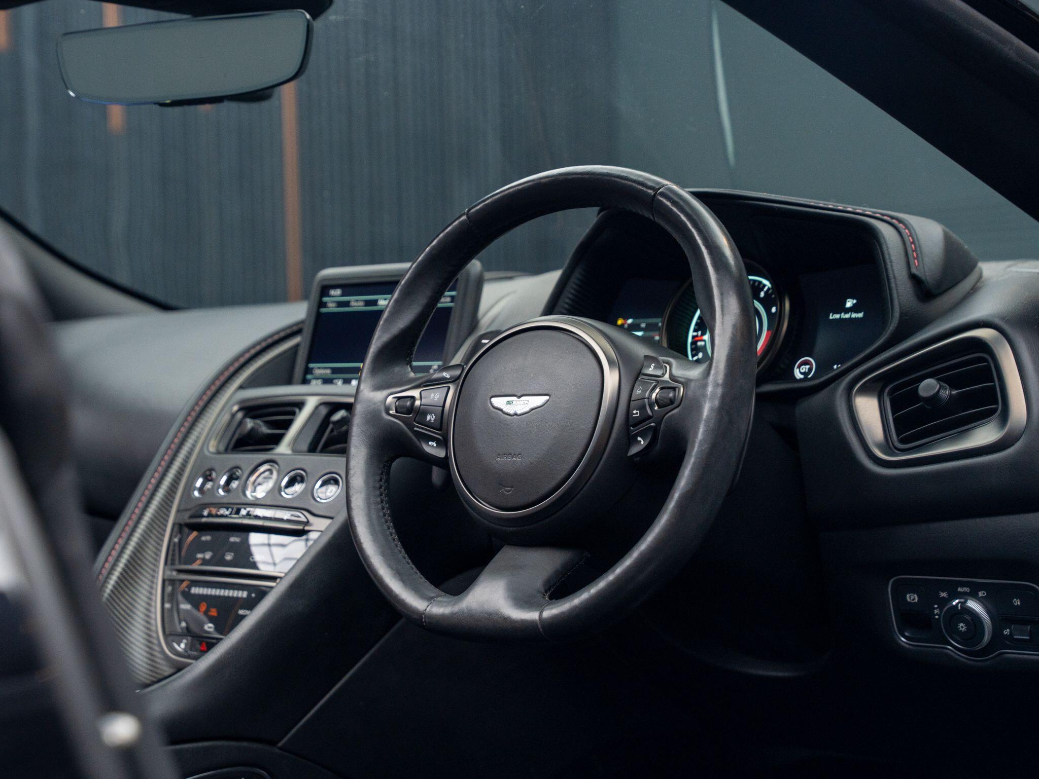 Aston Martin DB11 view 4