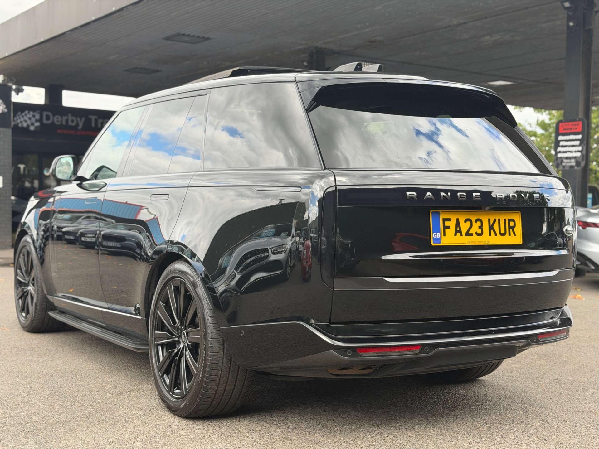 Land Rover Range Rover view 25