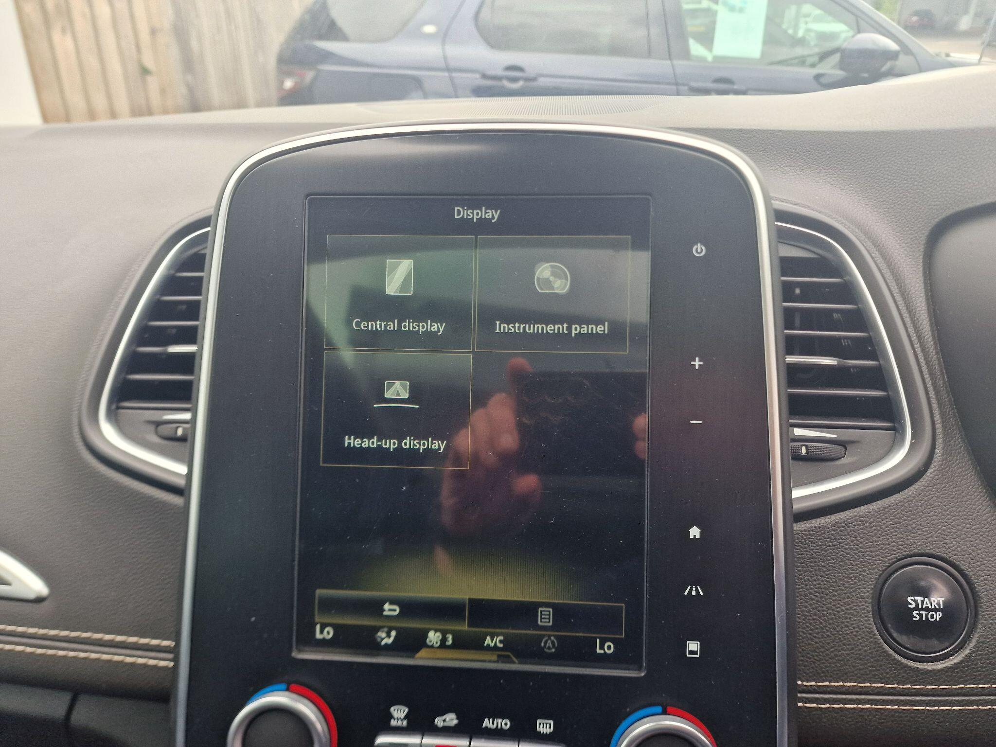 Renault Scenic view 10