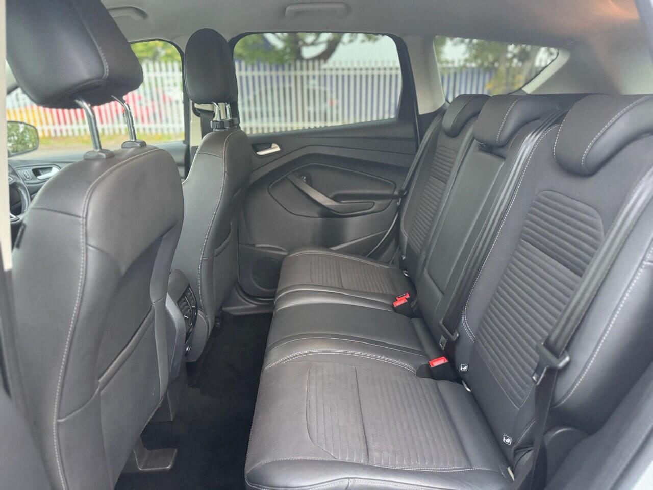 Ford Kuga view 15