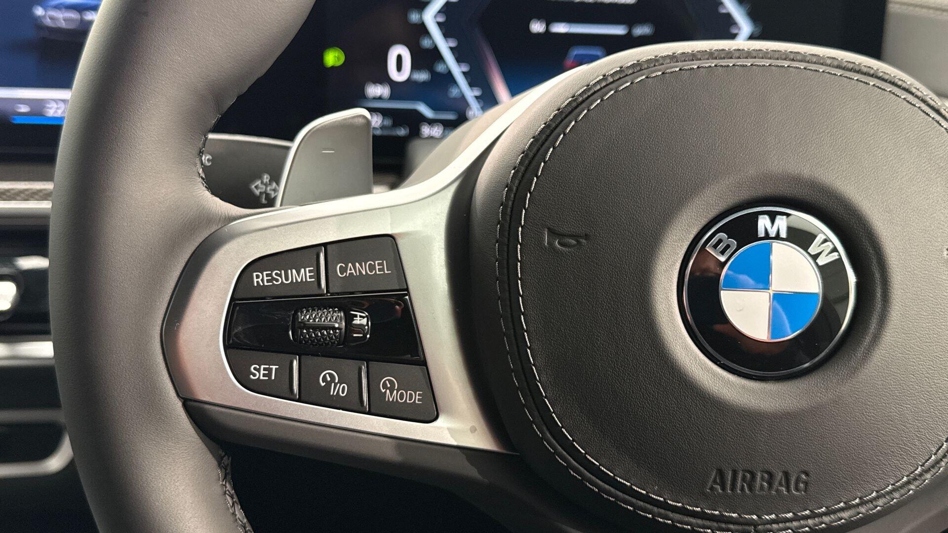 BMW X5 view 17