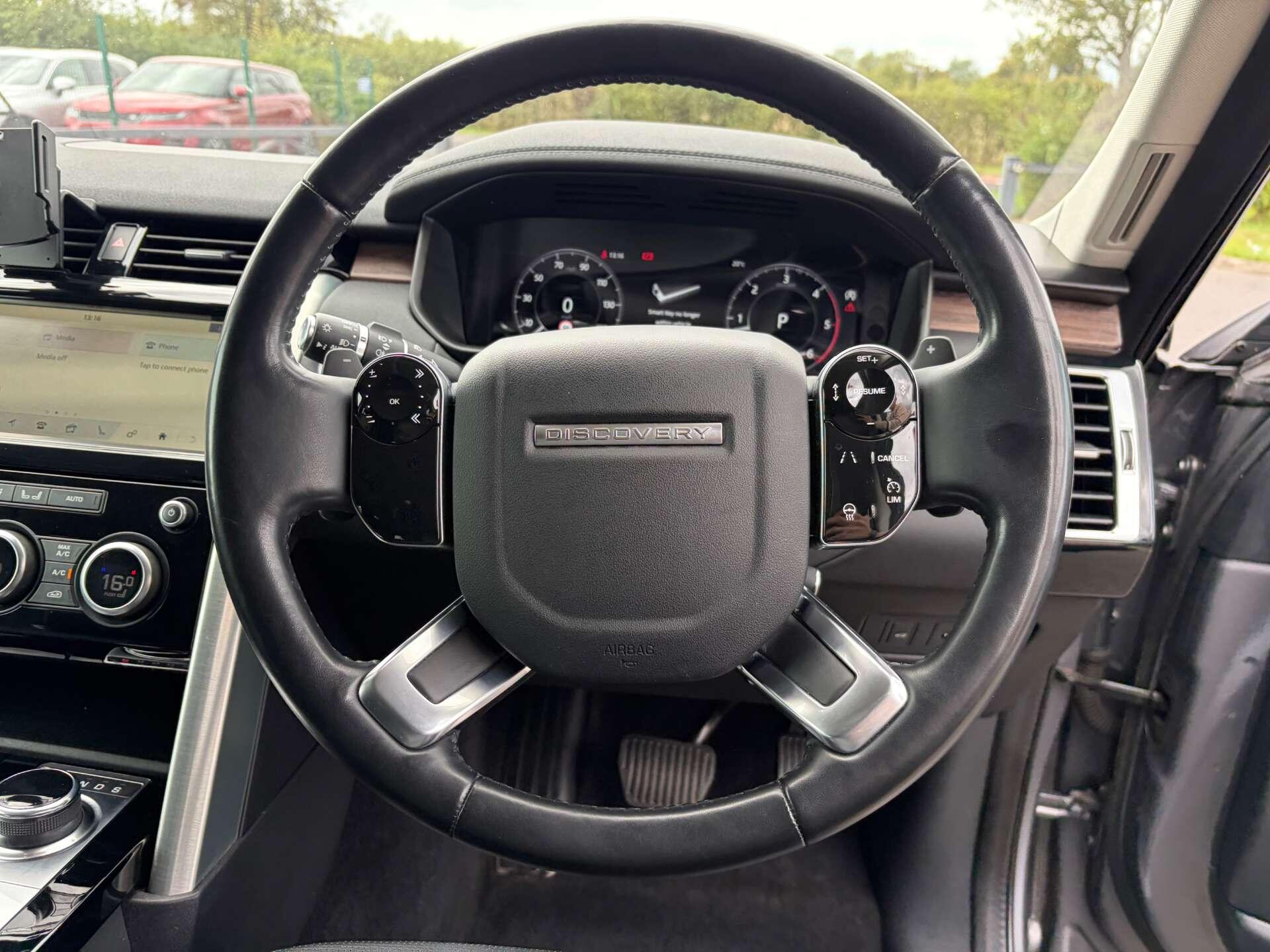 Land Rover Discovery 3 view 38