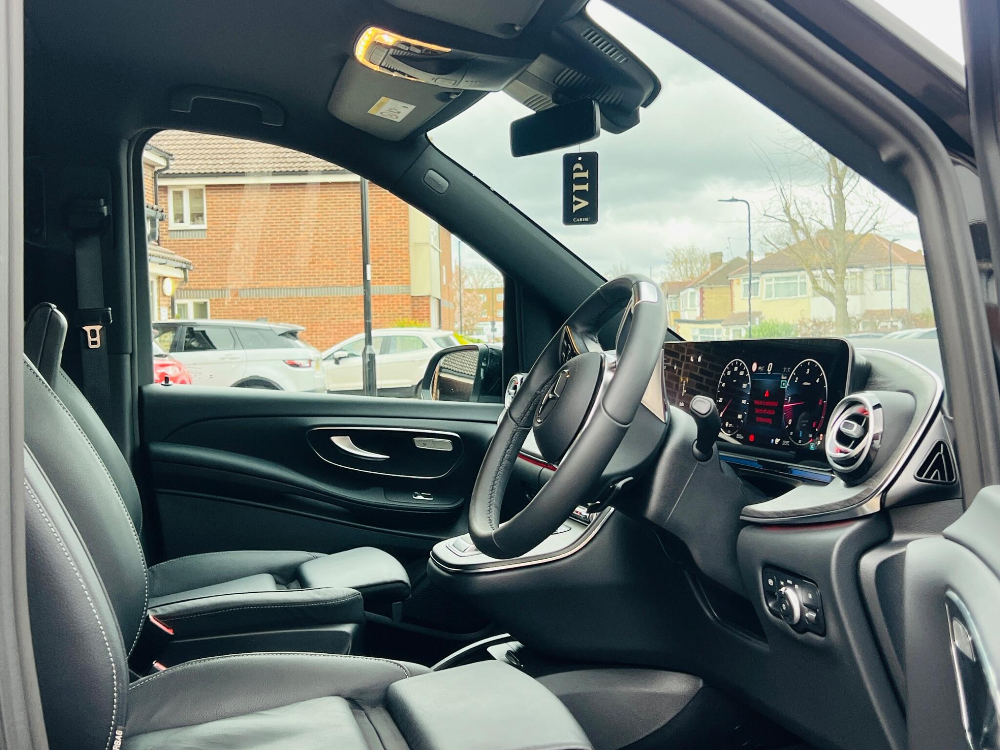 Mercedes-Benz V Class view 67