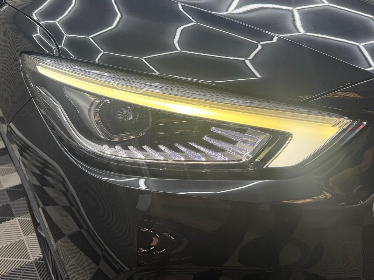 MG ZS view 3