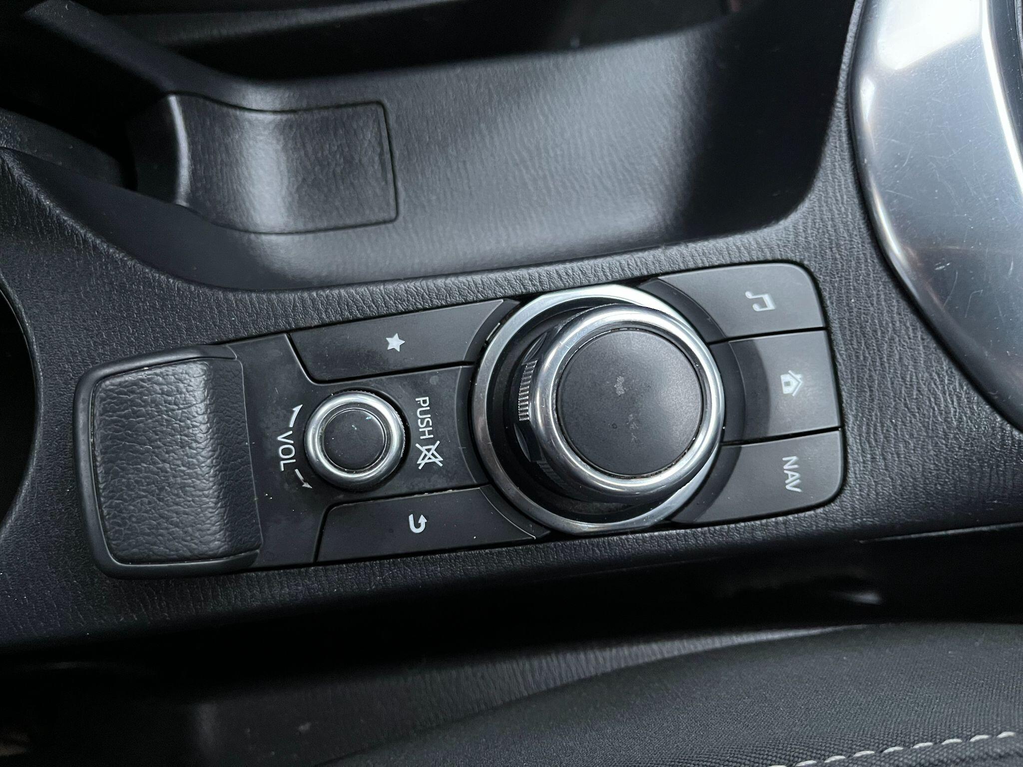 Mazda Skyactiv-G view 16