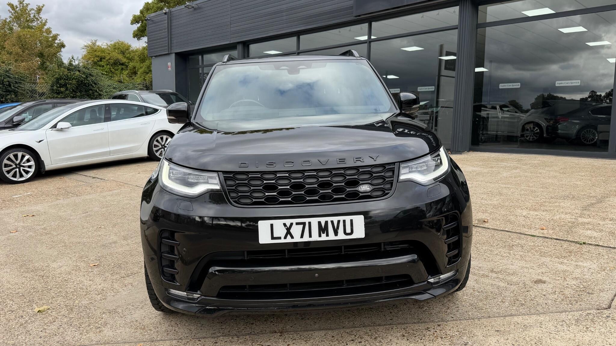Land Rover Discovery view 6