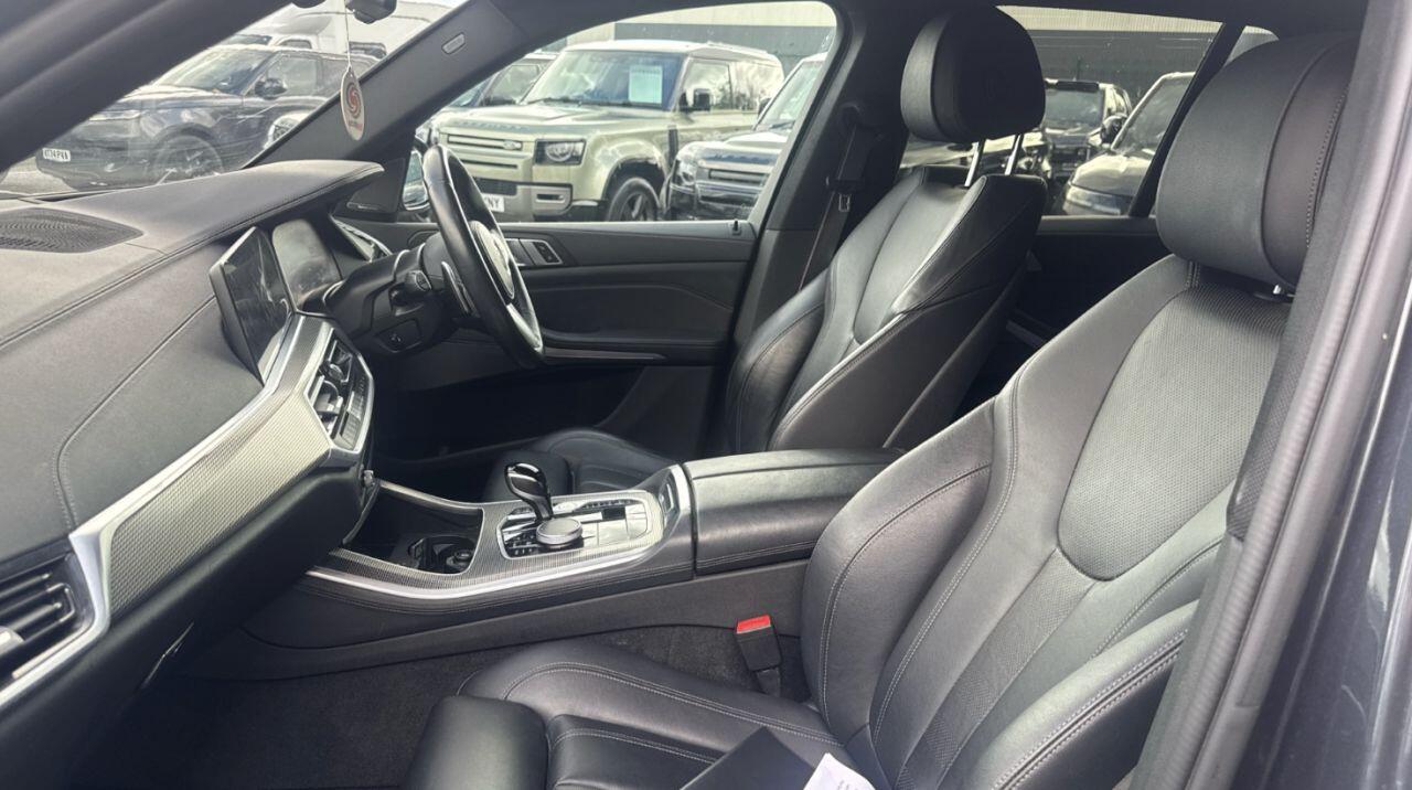 BMW X5 view 6