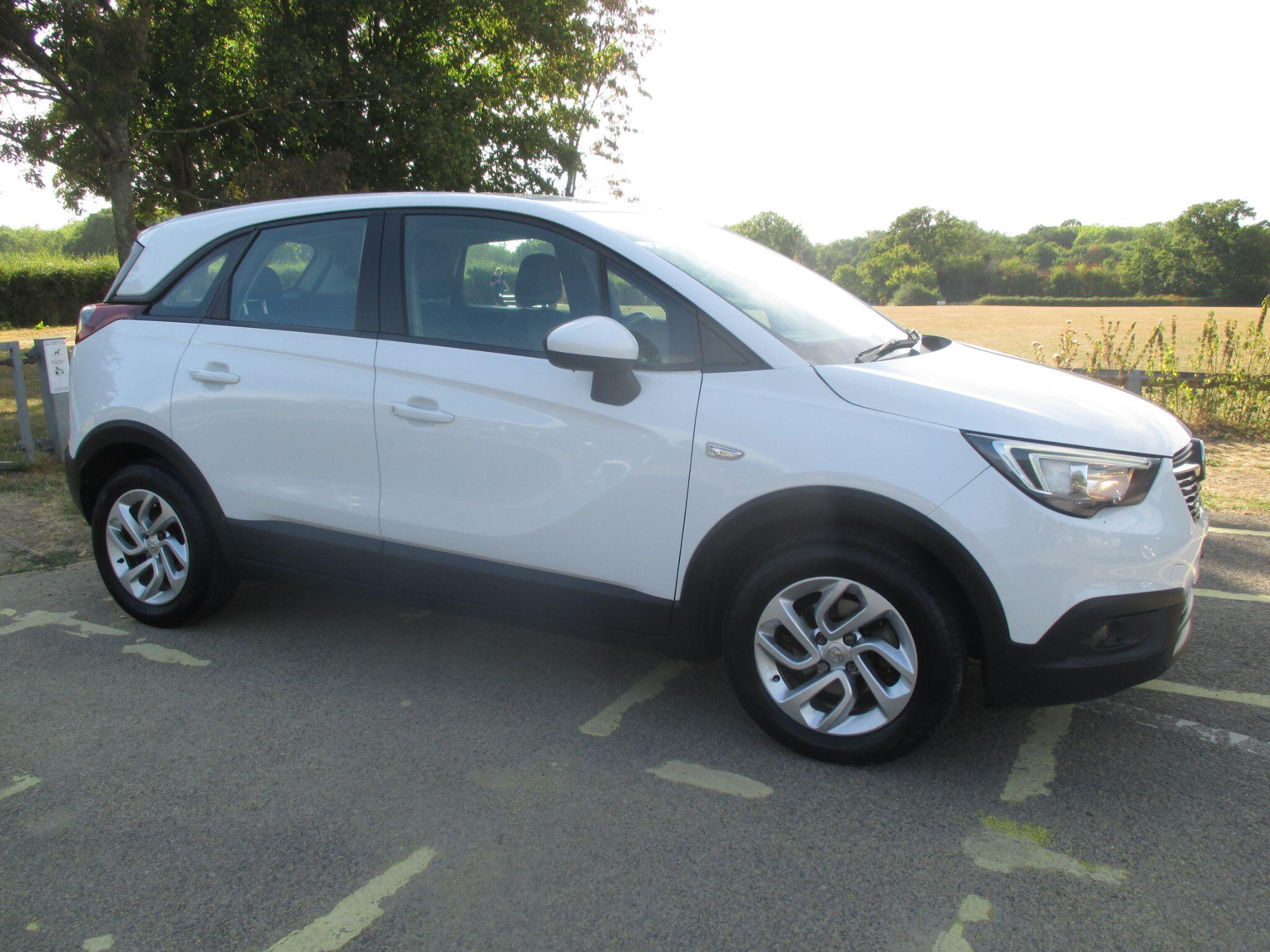 Vauxhall Crossland X view 5