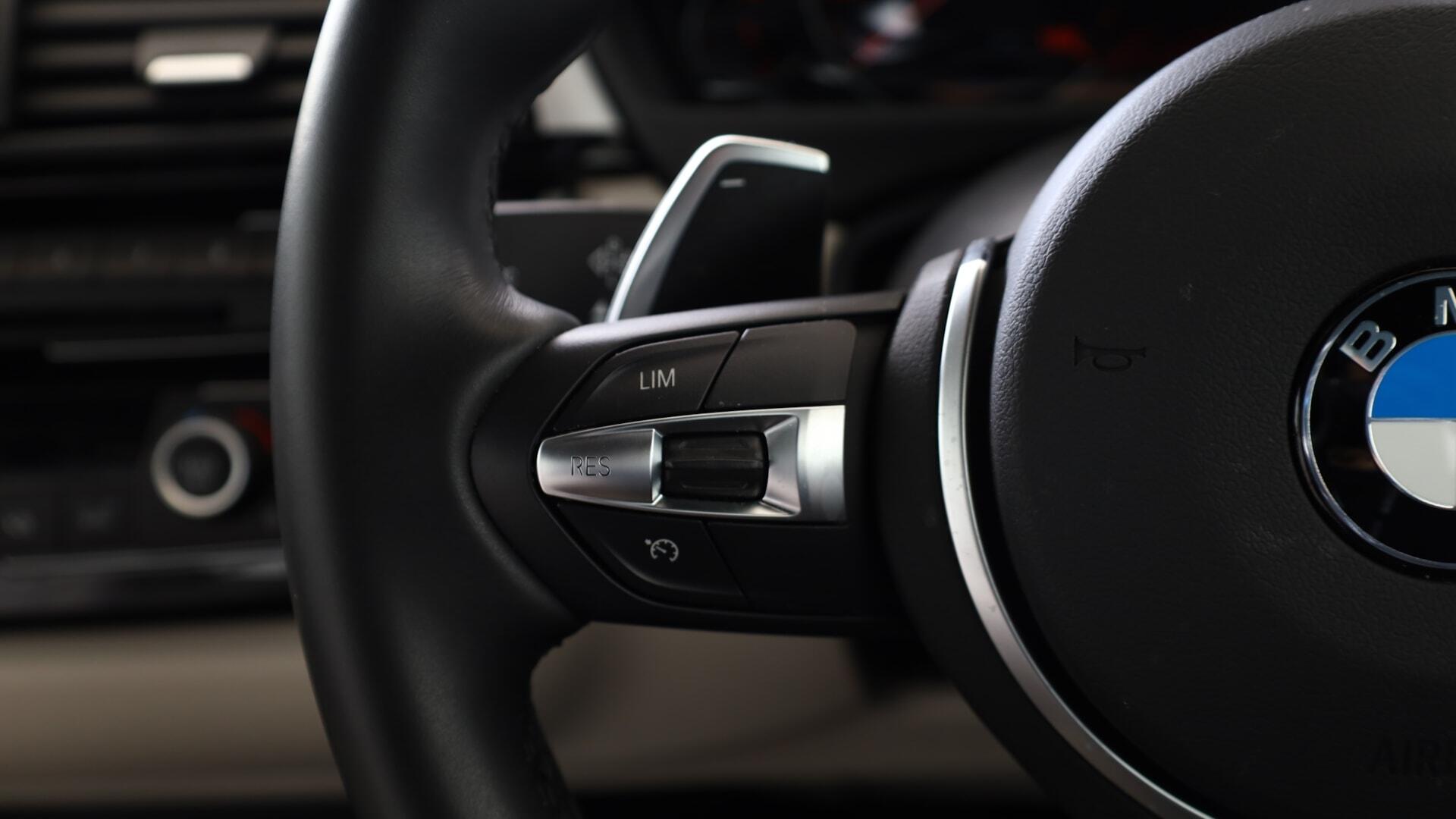 BMW 4 Series view 17