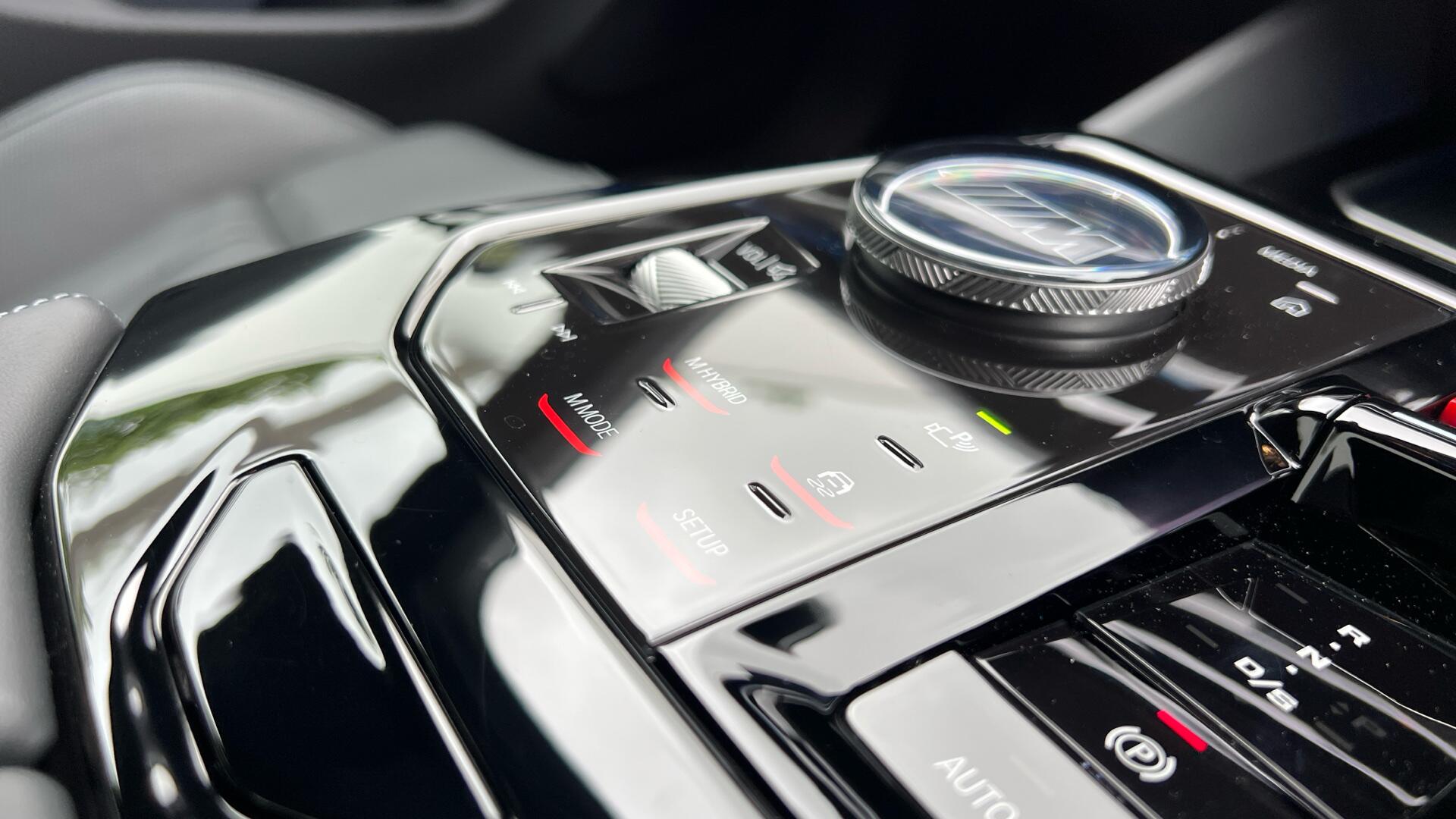 BMW M5 view 19