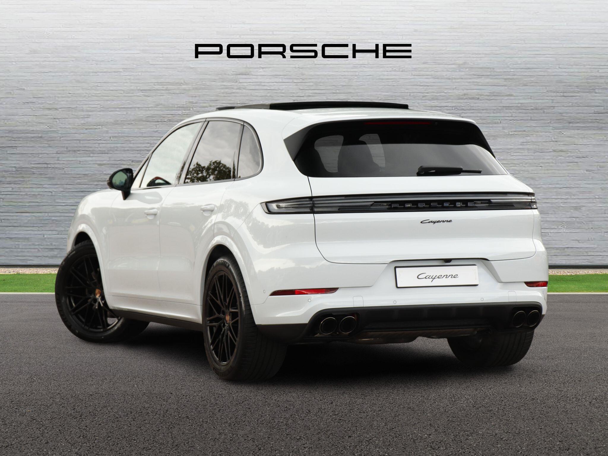 Porsche Cayenne view 5