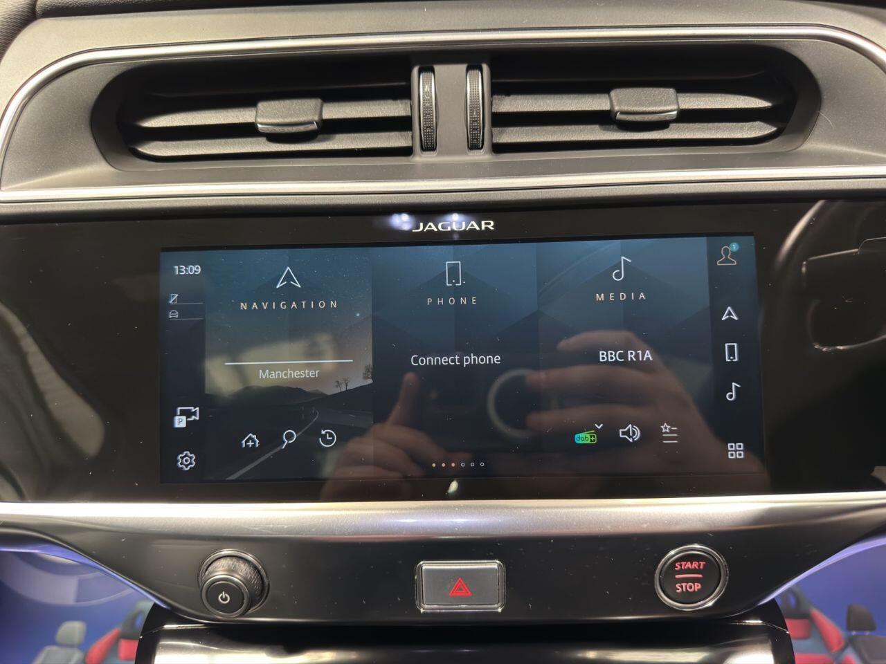 Jaguar I-Pace view 22