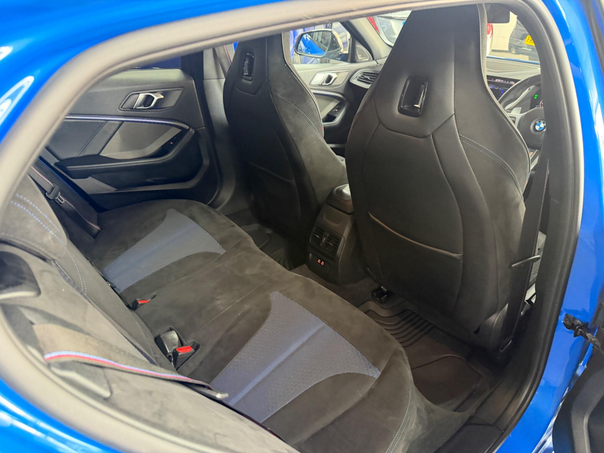 BMW 1 Series view 90