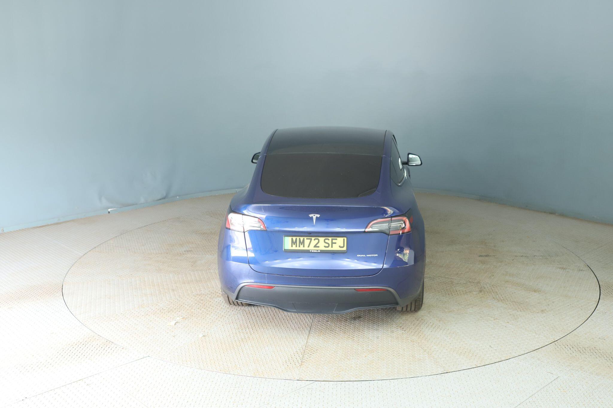 Tesla Model Y view 4