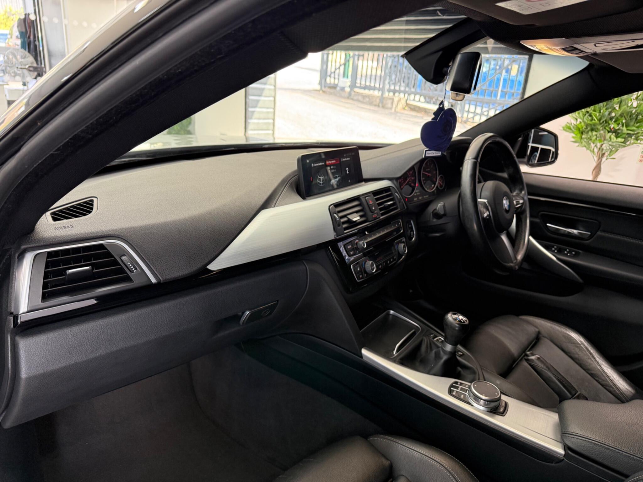 BMW 4 Series view 27