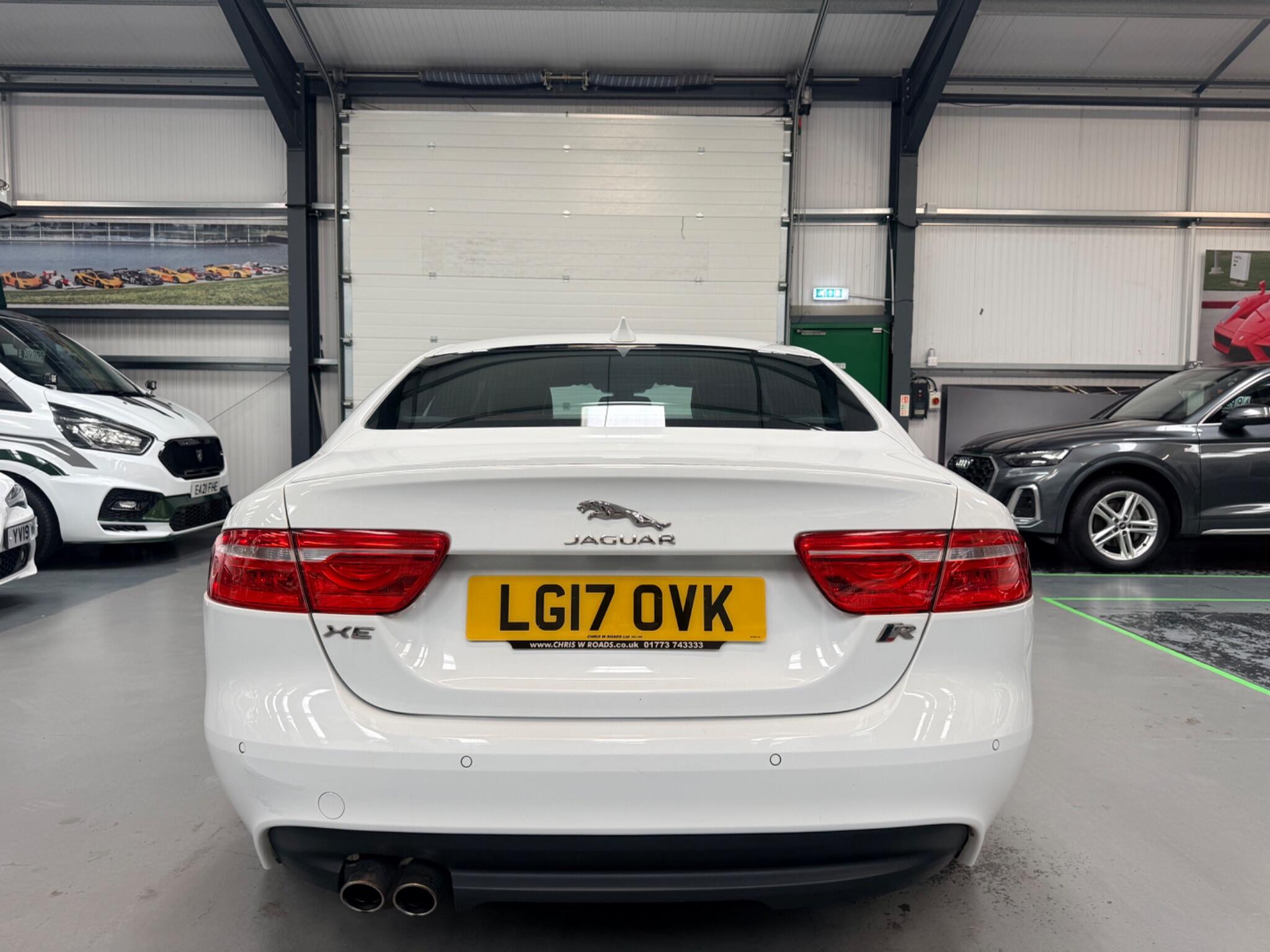 Jaguar Xe view 16