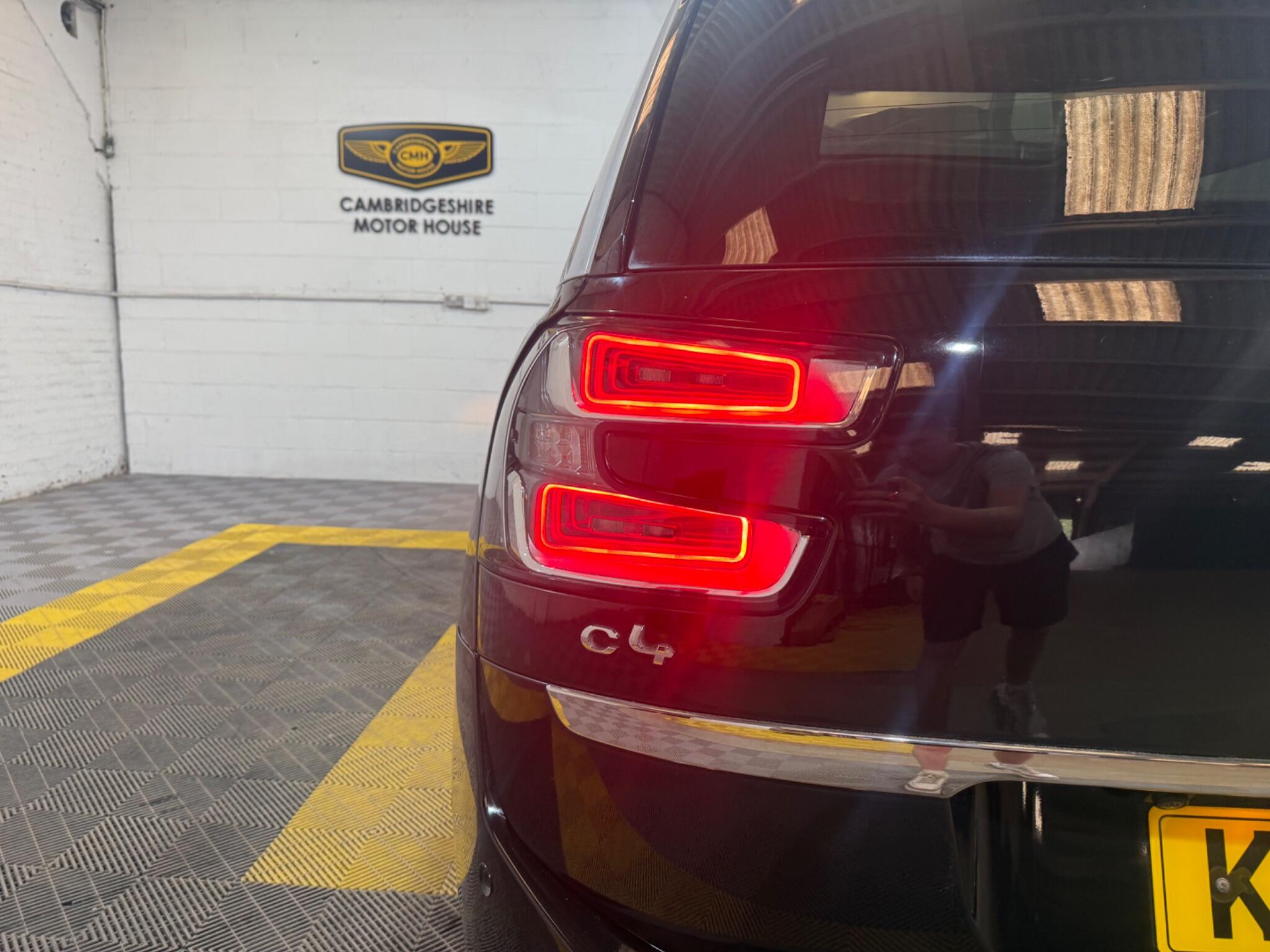 Citroen Grand C4 Picasso view 61