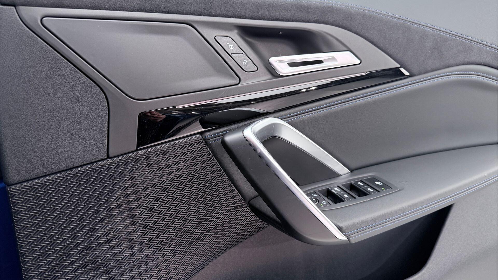 BMW iX2 view 21