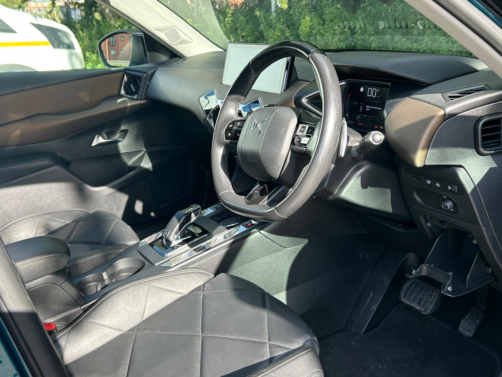 DS Automobiles DS 3 Crossback view 20