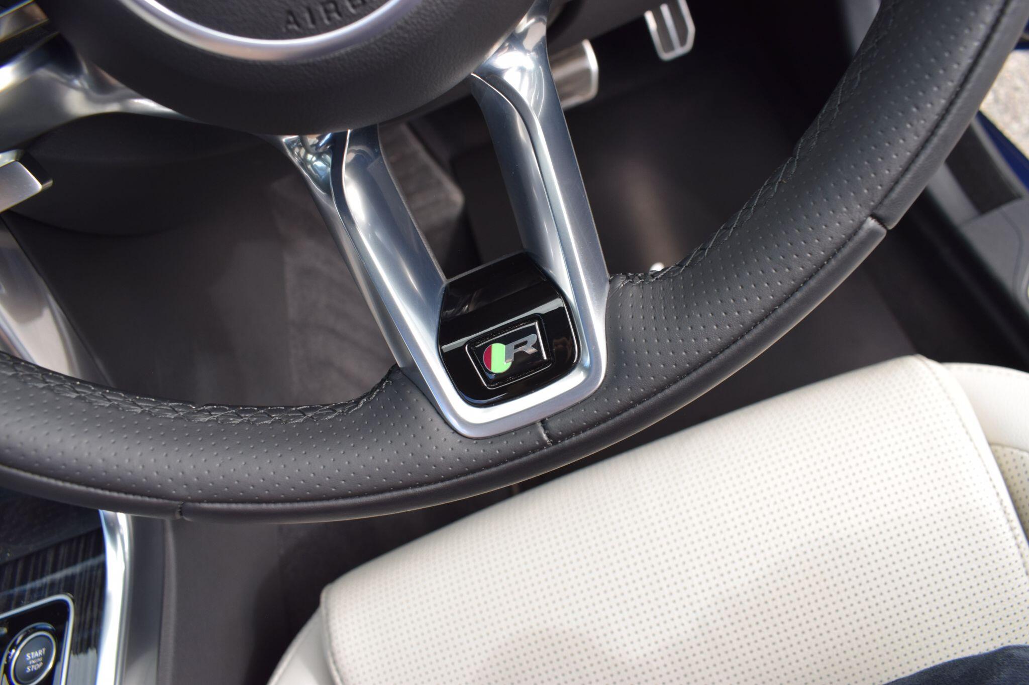Jaguar Xe view 18