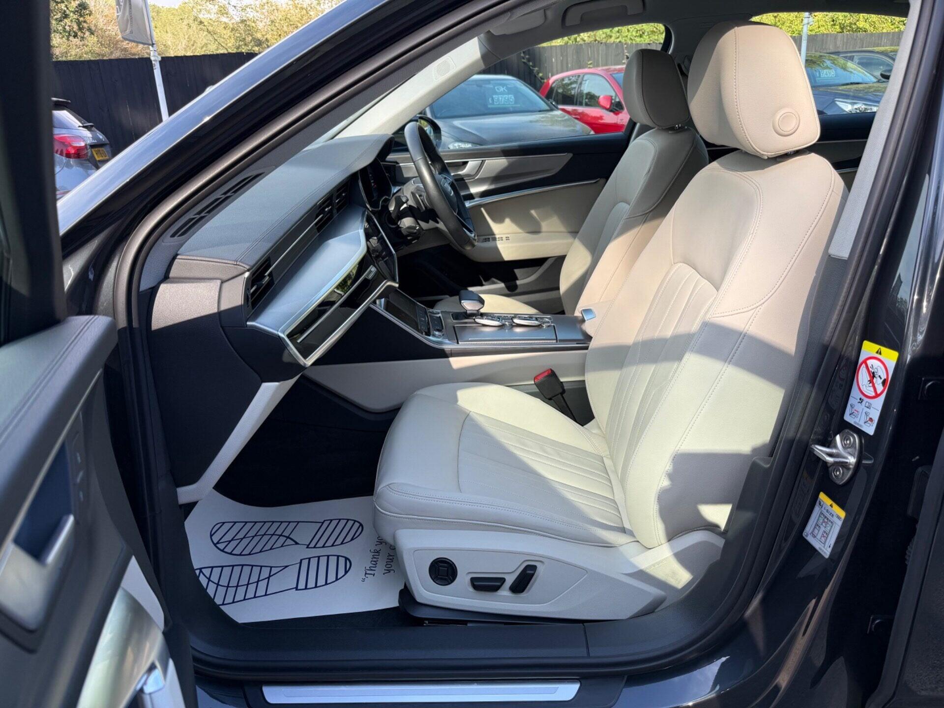 Audi A6 view 3