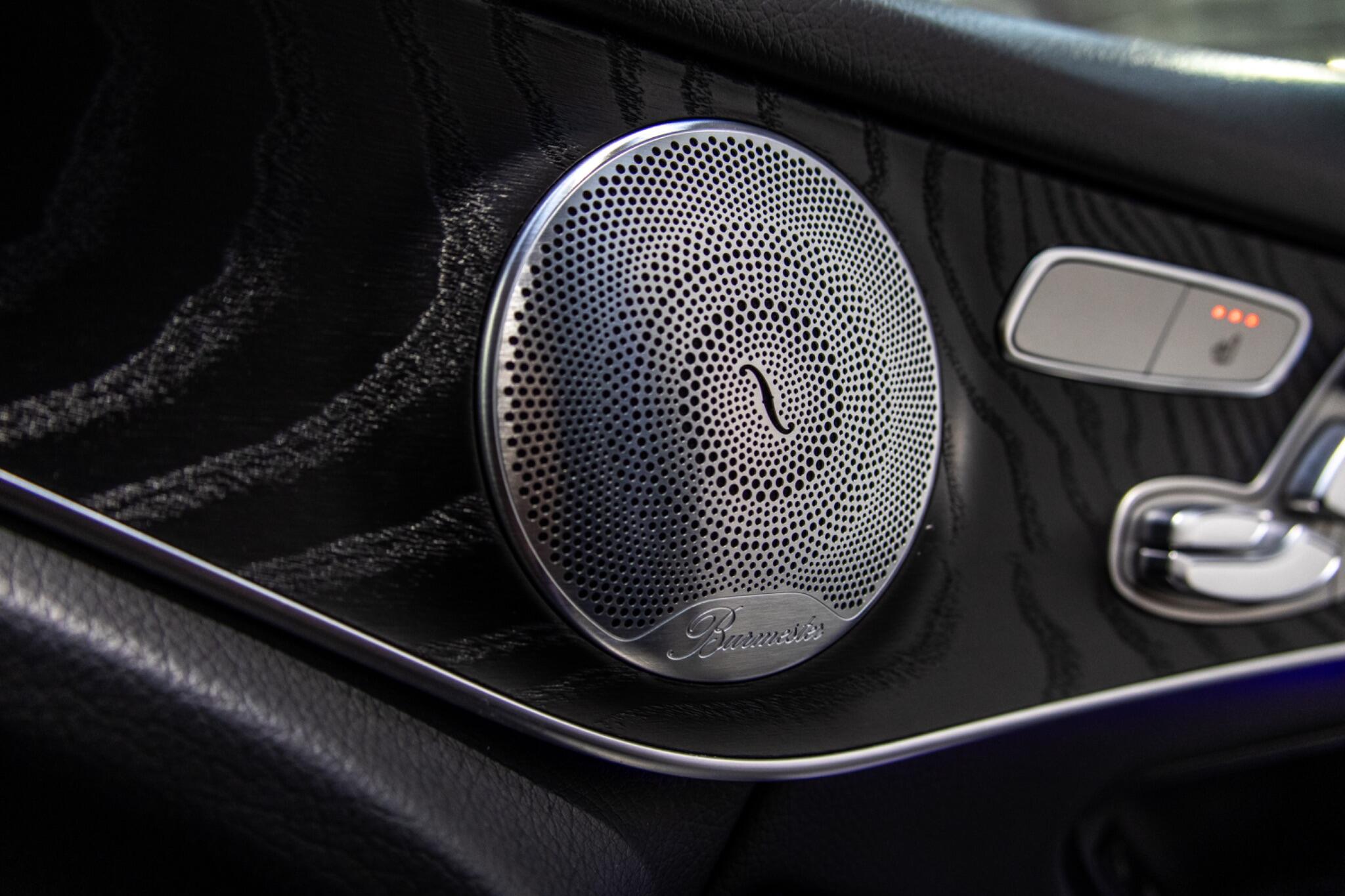 Mercedes-Benz GLC view 39