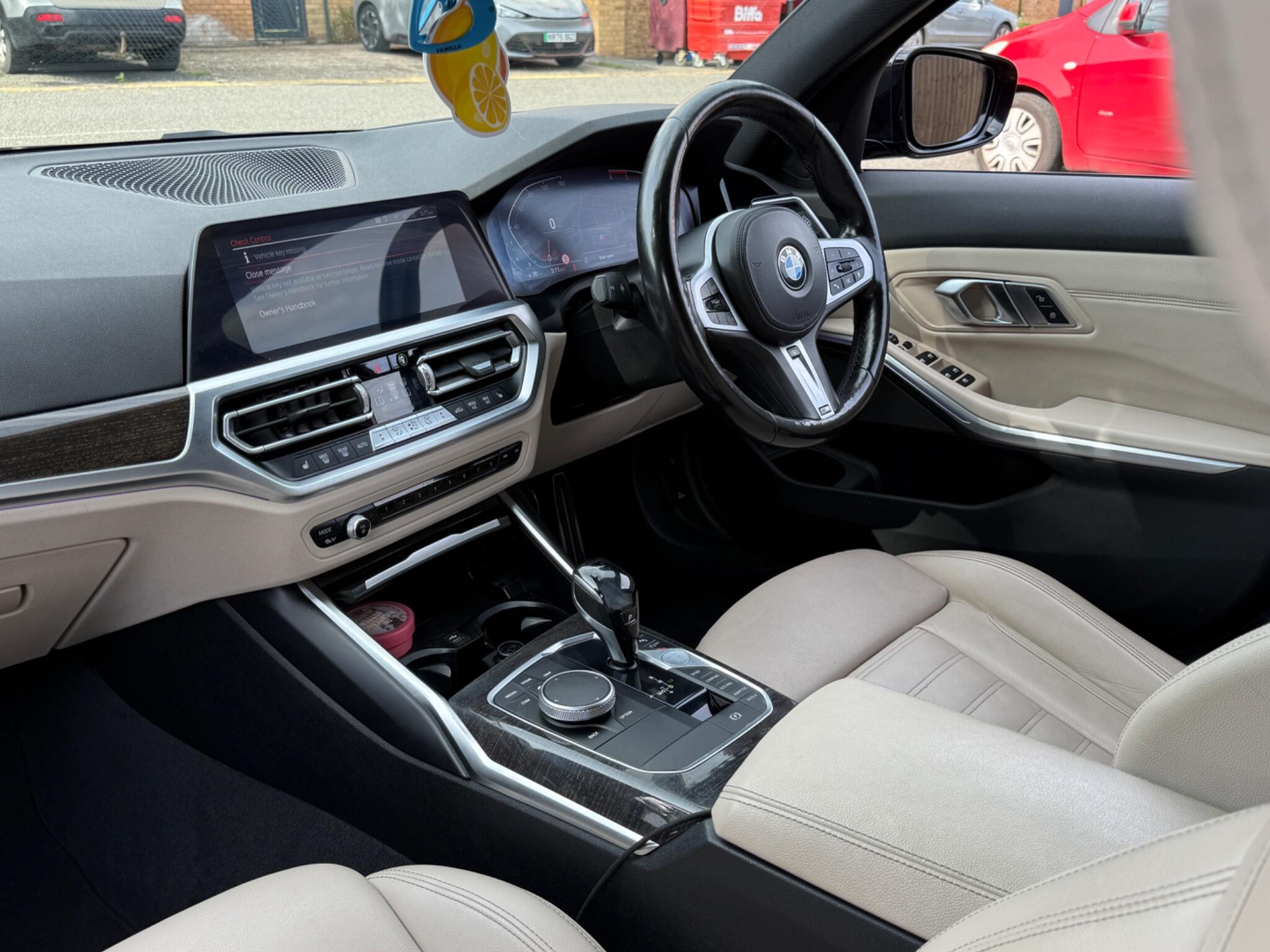 BMW 3 Series - Image 43