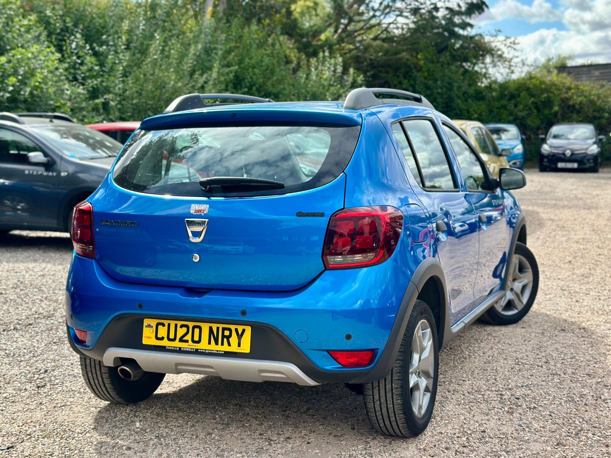 Dacia Sandero view 15