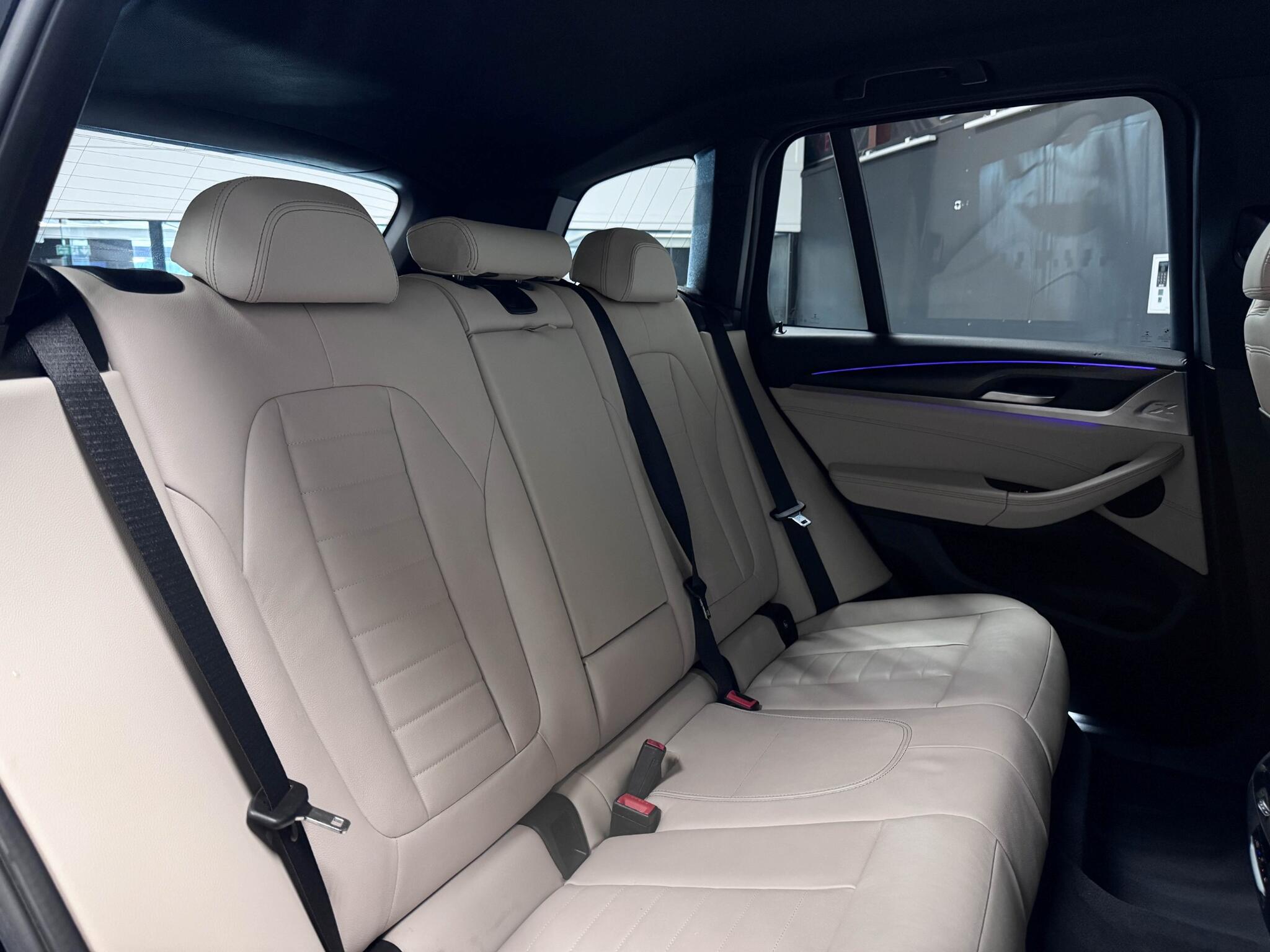 BMW X3 view 28