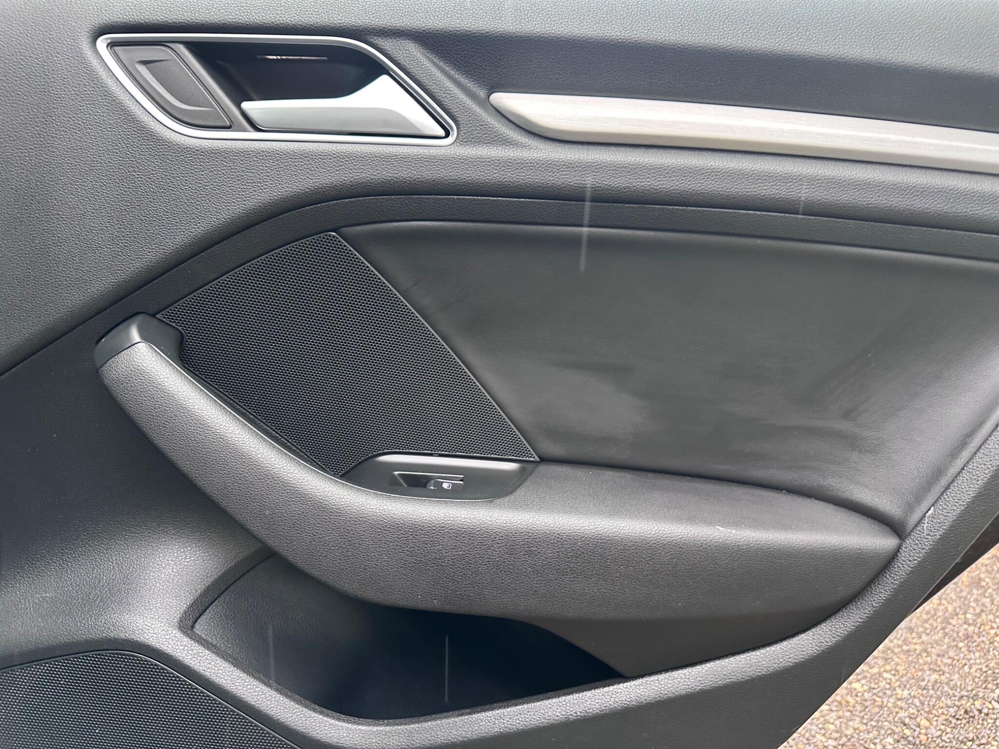 2016 Audi A3 image 40