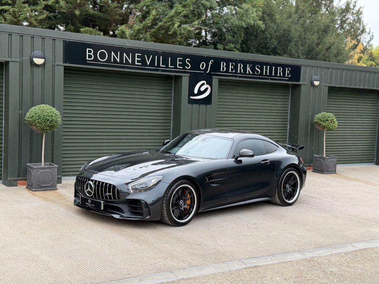Mercedes-Benz Amg GT main image